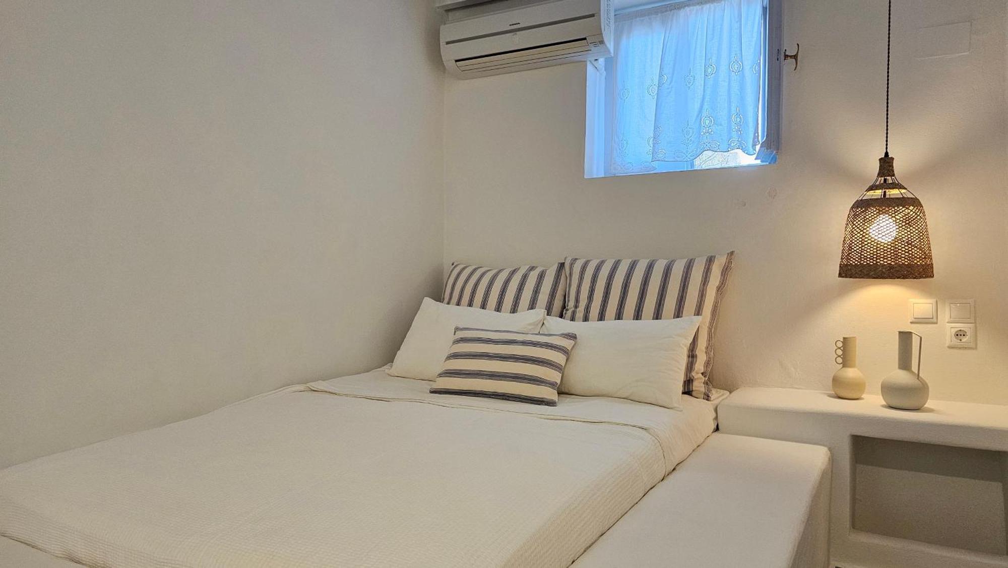 Efi'S Apartments Plaka  المظهر الخارجي الصورة