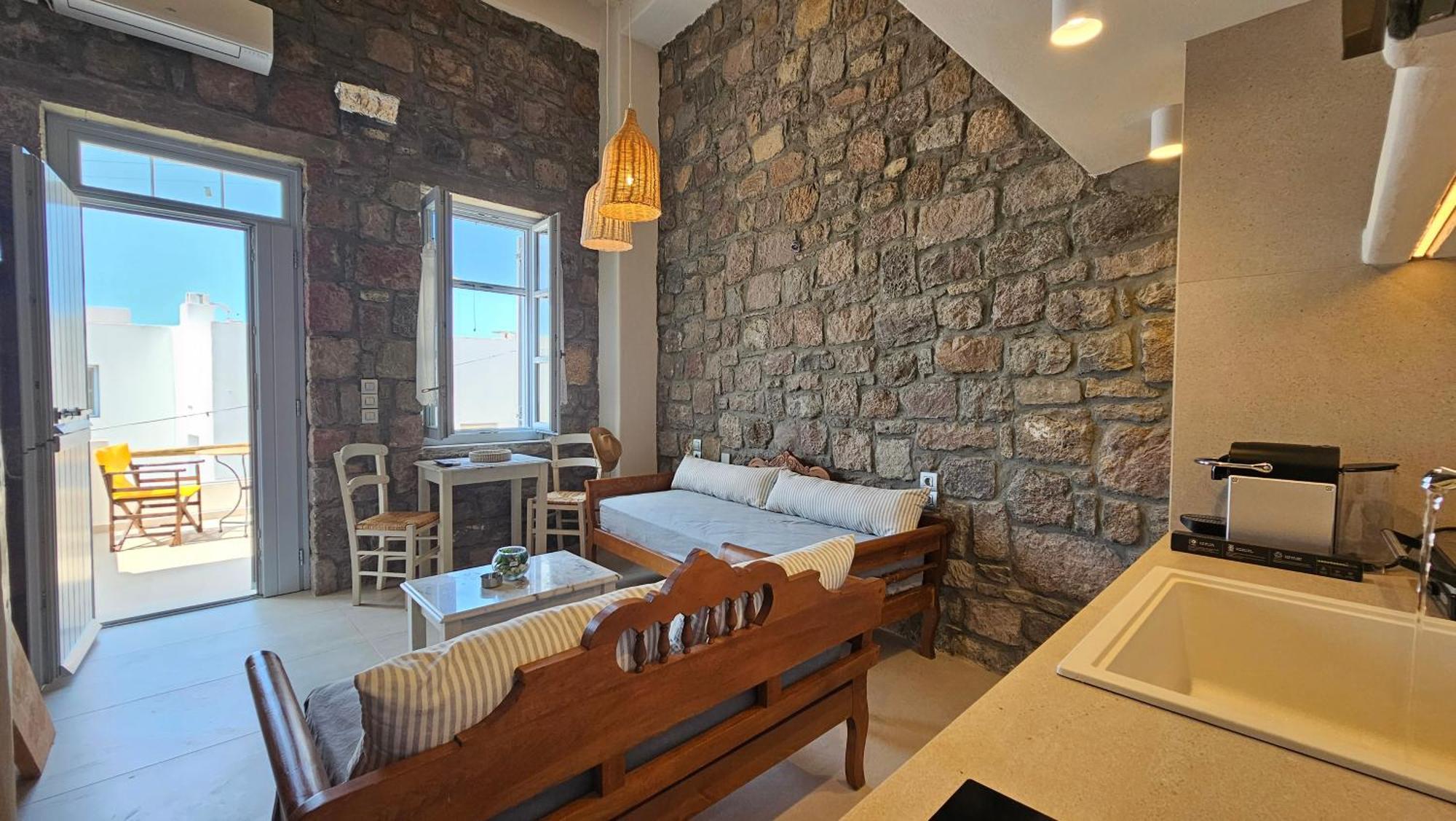 Efi'S Apartments Plaka  المظهر الخارجي الصورة