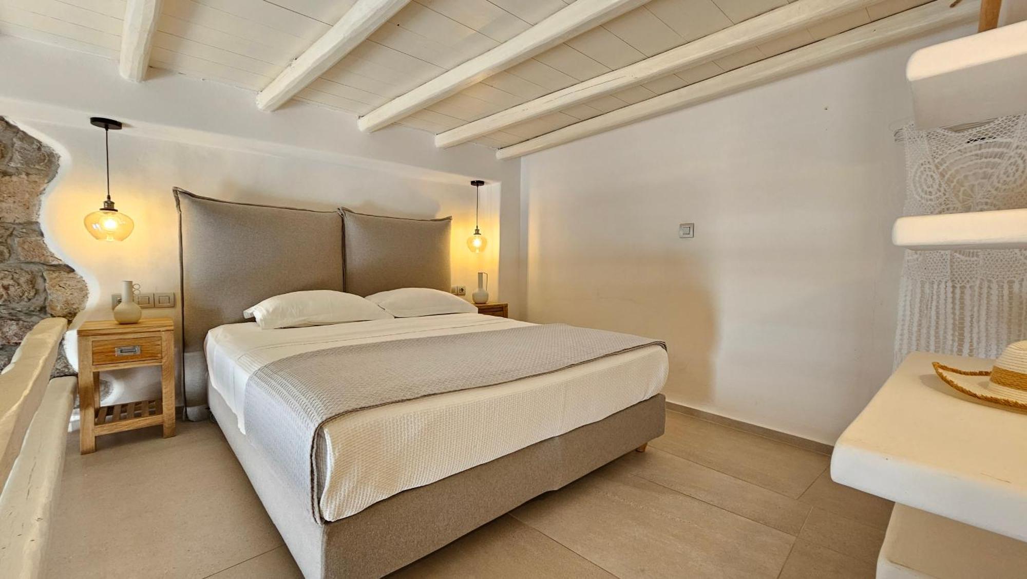 Efi'S Apartments Plaka  المظهر الخارجي الصورة